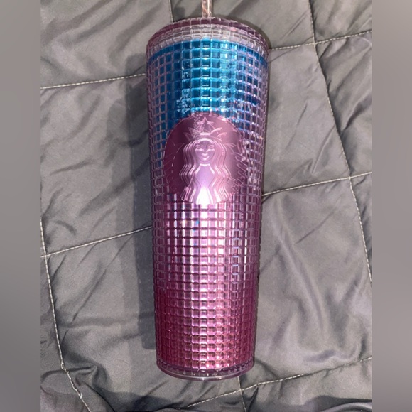 Blue and purple Starbucks cup - Picture 1 of 4